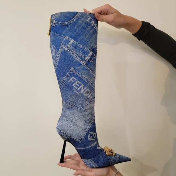 Rare Runway Fendace Medusa head Zucca monogram Denim Jacket faux fur attachment - Picture 11 of 16